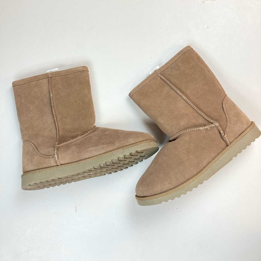 xhilaration faux fur boots